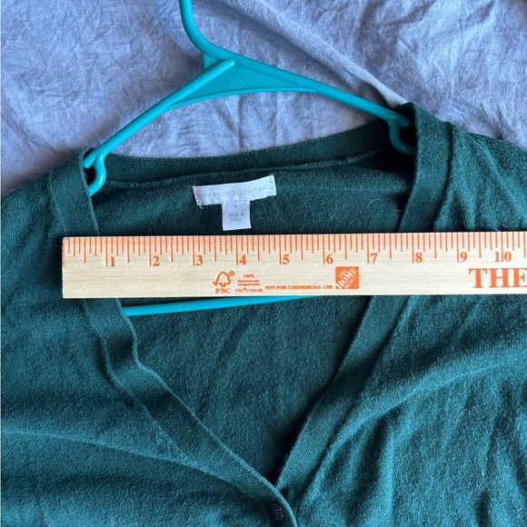 New York & Company Medium Sweater Green V-Neck Button Up Fancy Buttons - Picture 11 of 12